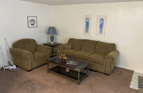East Ocean View Apartment | Monthly Upscale Beach Aptartment "A"