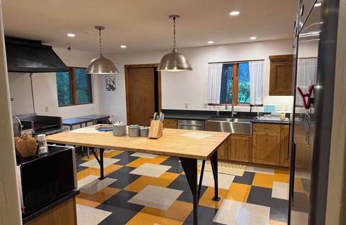 Bigfork House | Mountain Rustic Inn & Retreat Center