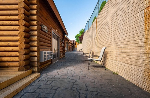 McHenry Cabin | Mountainside Cabin 41-Hot Tub, Pet Friendly