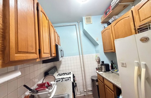 Crown Heights Apartment | Move-In Ready 2BR Apartment – Clean, Cozy & Conveniently Located