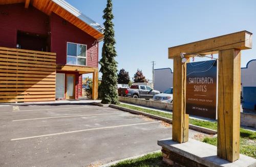 Kalispell Hotel | Mt Stimson Suite Work-From-Anywhere-Ready