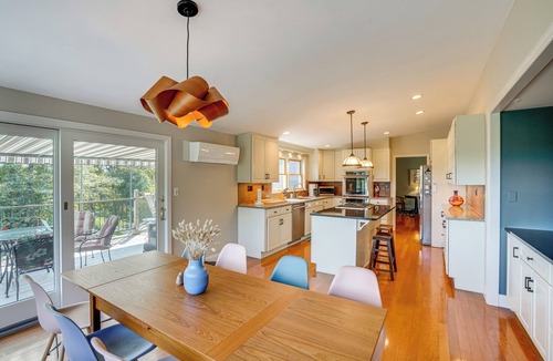 Hollowville Cottage | Mtn-view Retreat in Huson Valley: Great for Groups