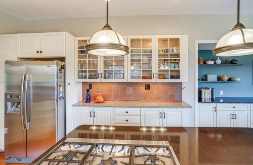 Hollowville Cottage | Mtn-view Retreat in Huson Valley: Great for Groups