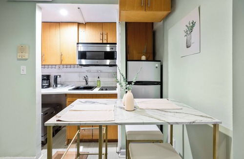 Rose Hill Apartment | Murray Hill 2BR with Private Outdoor Space & Laundry