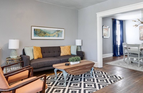 Richmond Apartment | ✷✷ Museum District - Steps to Carytown & VMFA ✷✷