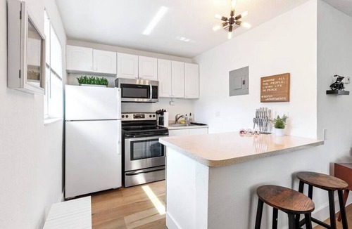 Sailboat Bend Condo | Musician's Paradise Near Beach and Las Olas