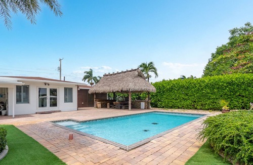 North Central Hollywood House | My Private Resort 3/3 - 6 Guests - Private Pool