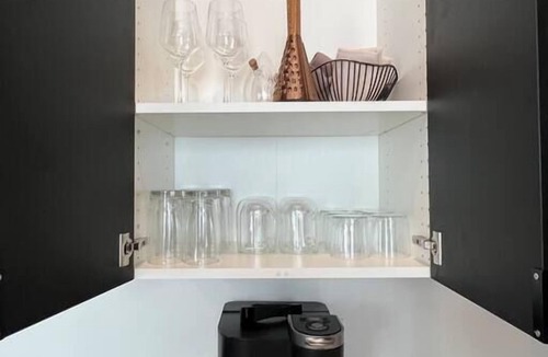 Rochester Apartment | N. Winton Village/Comfort +