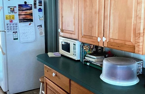 South Rehoboth Cottage | Nana's Cottage - Charming 1930's 2 BD. Walk to the beach!