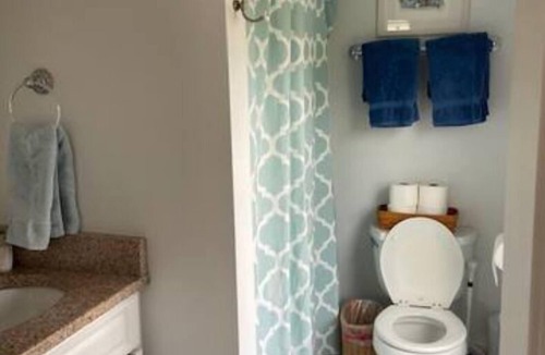 Naushop House | Naushop Townhome - Perfect Summer Getaway. Pool + Tennis