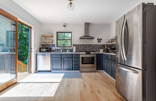 Hollowville House | Navywood - Peaceful Scandi Home near Red Hook & Rhinebeck