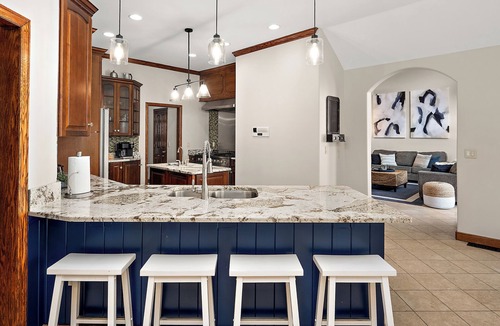Berlin House | Near Beach & Golf! Sleep 26-Basketball Court-Game Room-Pool