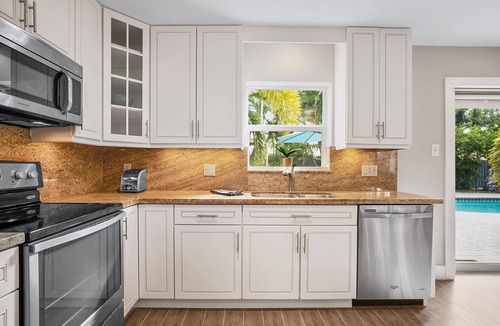 Coral Heights House | Near Beaches and Wilton Drive