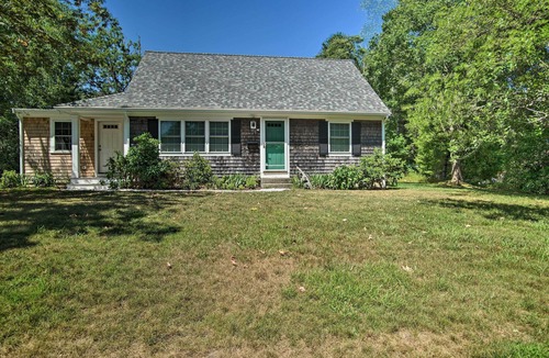 East Falmouth House | Near Beaches & Dtwn Falmouth: Family Home w/Deck