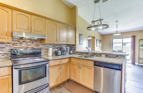 Sunrise Cottage | Near Beaches: Pet-friendly Sunrise Escape w/Patio