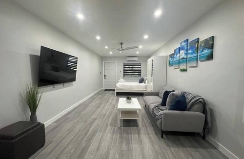 River Oaks House | Near Hard Rock, Fort Lauderdale airport (U-2)