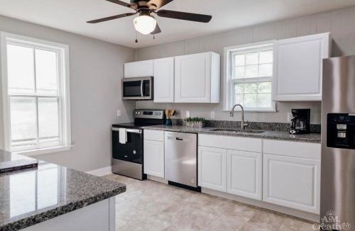 Cambridge House | Near Waterfront, Maryland Renovated Home - Walk to Historic Downtown!