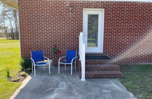Pocomoke City Apartment | Nearby historic Berlin, Ocean City boardwalk, Chincoteague Island, state parks