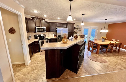 Floyd House | NetZero 3 Bedroom Farmhouse on Blue Ridge Parkway
