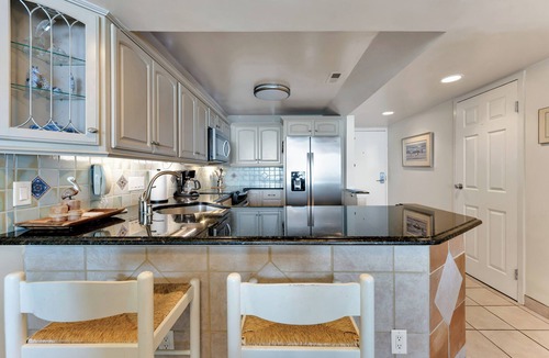 Northeast Virginia Beach Condo | New 2BR Oceanfront Stay - Steps from VB Boardwalk