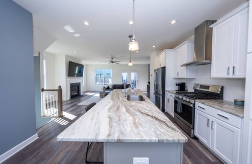 Fontana House | ★ New 3 Bed/4 Bath | 10 min to UVA/Hospital/Wineries/Downtown Mall