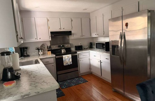 South Yarmouth House | New 4 bedroom Cape Cod Vacation Rental 9 mins to the beach!