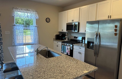 Selbyville House | New 4 bedroom house in Schooner Landing. Minutes to the beach. Pet friendly.