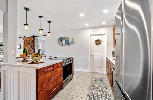Deerfield Beach House | NEW 4BR by the BEACH - with Heated pool - Arcade GAMES