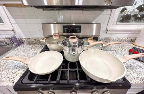 Albany House | NEW! Albany Value Stay | Near universities, Hospitals