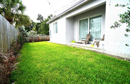 Edgewood House | New and comfortable