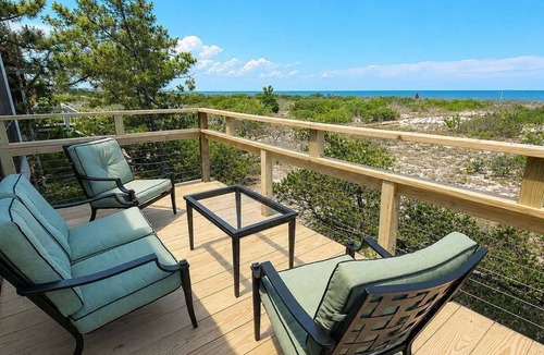 Broadkill Beach House | NEW! Beach front 3 Bedroom home