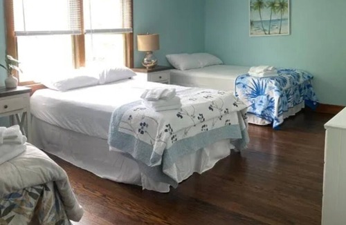 Sylvan Beach House | NEW BEACH HOUSE @ SUNSET COTTAGES IN THE CENTER OF SYLVAN BEACH