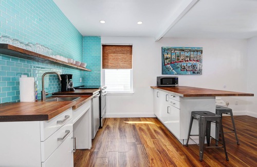 Wildwood Condo | New Boutique Hotel/Condo 1.5 blocks from the beach & boardwalk #7
