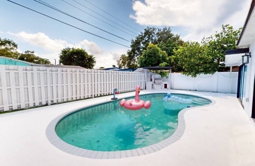 Driftwood House | NEW! Casa Lucia 5BR Home w/Pool Near Hard Rock Casino