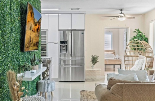 West Park House | New casa maui i 10min to beach i pool i 18 sleeps