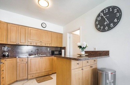 Hallandale Beach Villa | NEW Casa Playa I Outdoor Patio I 10min to beach