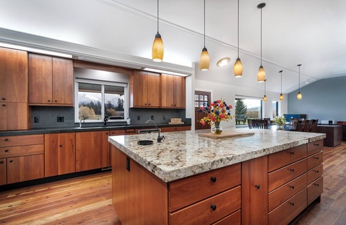 Bigfork House | New! Close to Flathead Lake & Bigfork, Six private acres, Swan Mountain Vista - 30day Rental