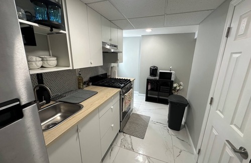 Piscataway Apartment | New Cozy 2-bedroom basement apartment with WiFi, AC in welcoming Piscataway