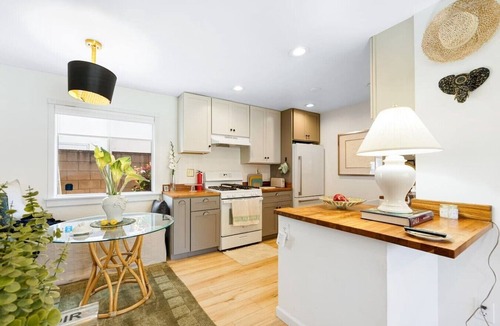 West Hills Condo | NEW! Designer West Hills Condo | Pool + Patio