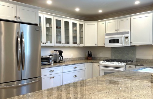 Naushop House | NEW for 2026! Fabulous 5 bed/4 bath home perfect for 1-2 families in Naushop!