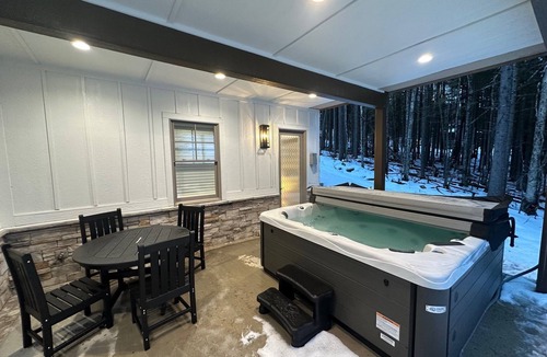 Edray House | NEW! Forever Wild 09 - Brigham Six Bedroom Home
