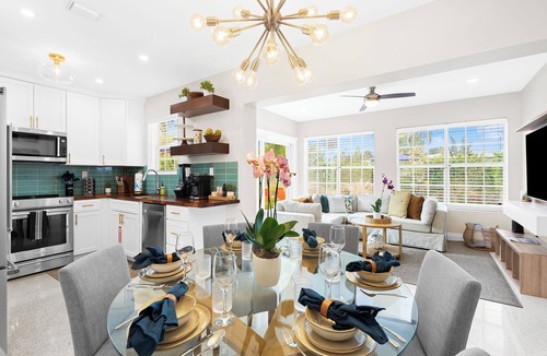North Corals House | New Heated Pool Escape, Sunshine, Relaxation & Vacation Vibes Near Beaches, Dining & Fun!
