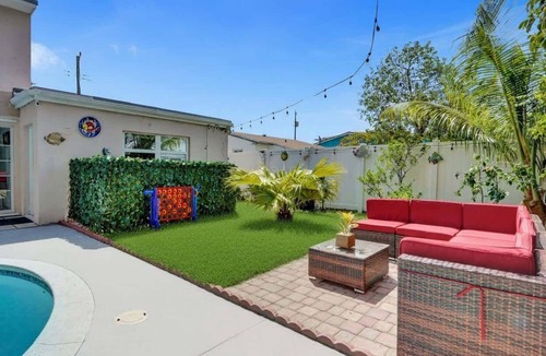 Hallandale Beach Villa | NEW Heated Pool, 10min to Beach, BBQ, Board games
