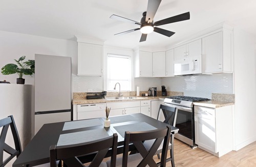 Carlstadt Apartment | New home/17 min to NYC/5 min to MetLife Stadium