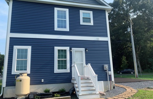 Lincoln House | New home w/EV charging, close to beaches and DE Turf