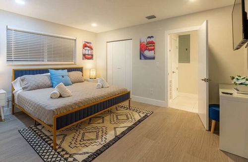 North Miami Beach Villa | New Huge Villa: Terrace+Fire Pit+Game Room w/Xbox
