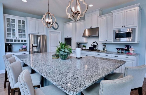 Lewes House | New Listing * 7 BR Coastal Club Resort Style Luxur