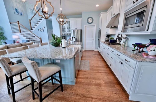 Lewes House | New Listing * 7 BR Coastal Club Resort Style Luxur