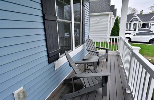 Lewes House | New Listing * 7 BR Coastal Club Resort Style Luxur