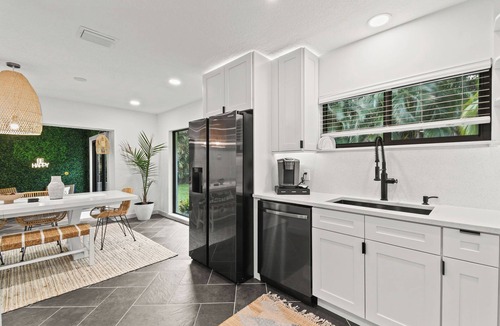 Boynton Beach House | New Listing! Stunning South Florida Escape! 5 minutes to beach!